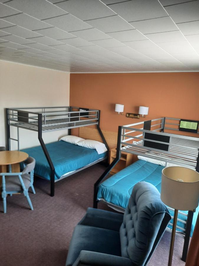 Le Campagnard Hotel Matane Luaran gambar