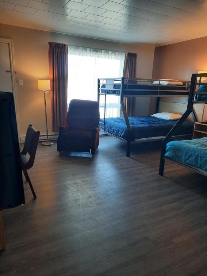 Le Campagnard Hotel Matane Luaran gambar
