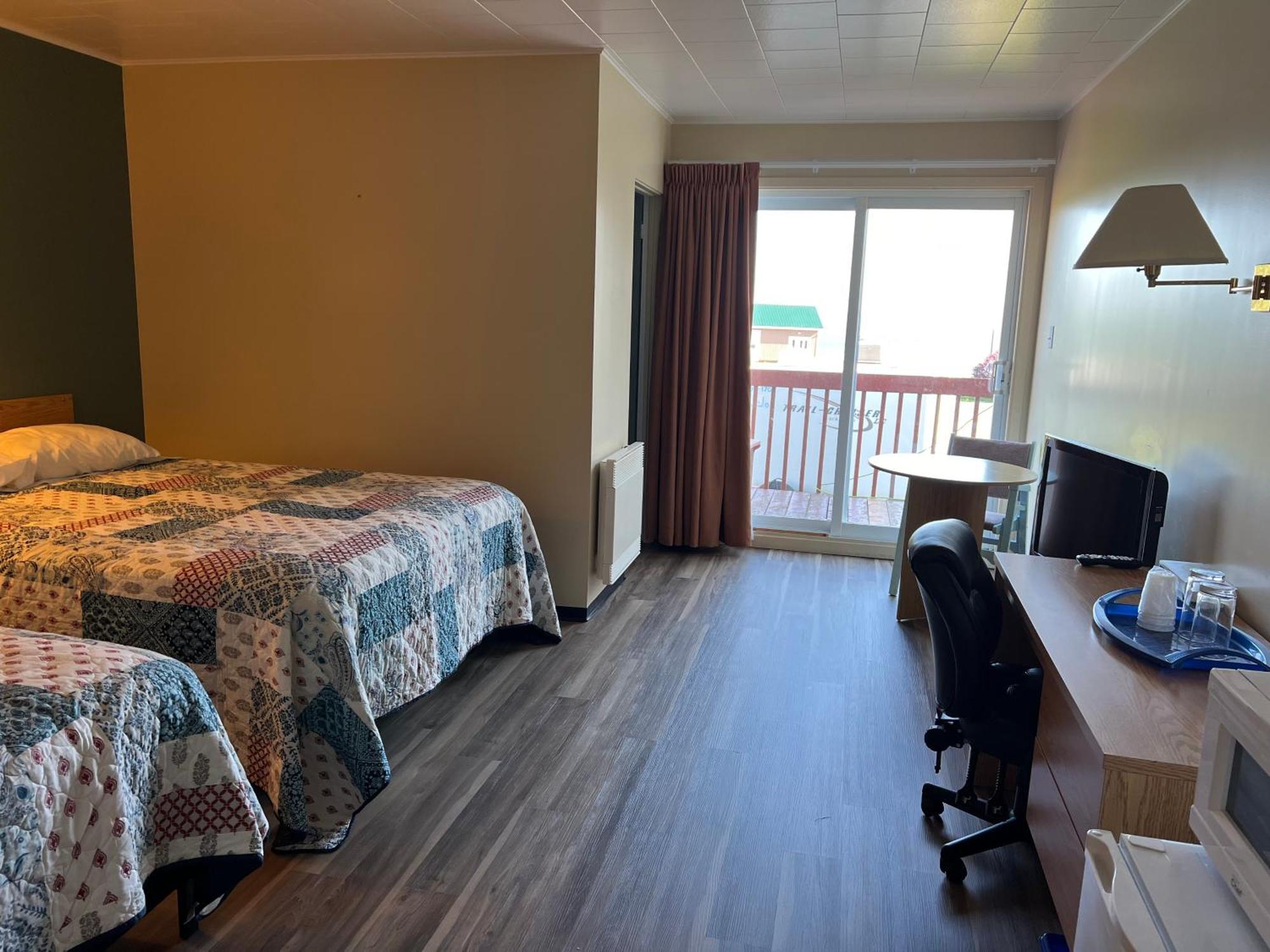 Le Campagnard Hotel Matane Luaran gambar
