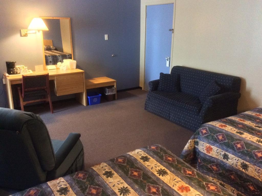 Le Campagnard Hotel Matane Luaran gambar